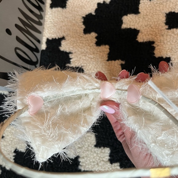 Neiman Marcus Bow Headband - Picture 3 of 8